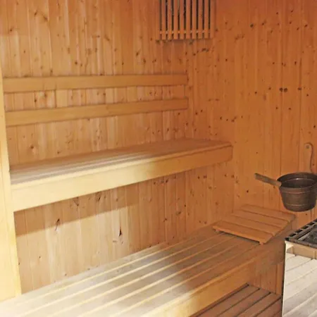 شقة In With Sauna إِستيبونا