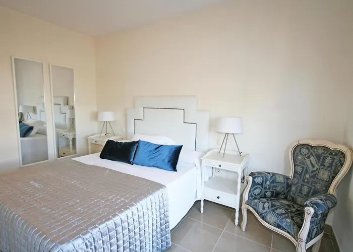 아파트 In With Sauna 에스테포나